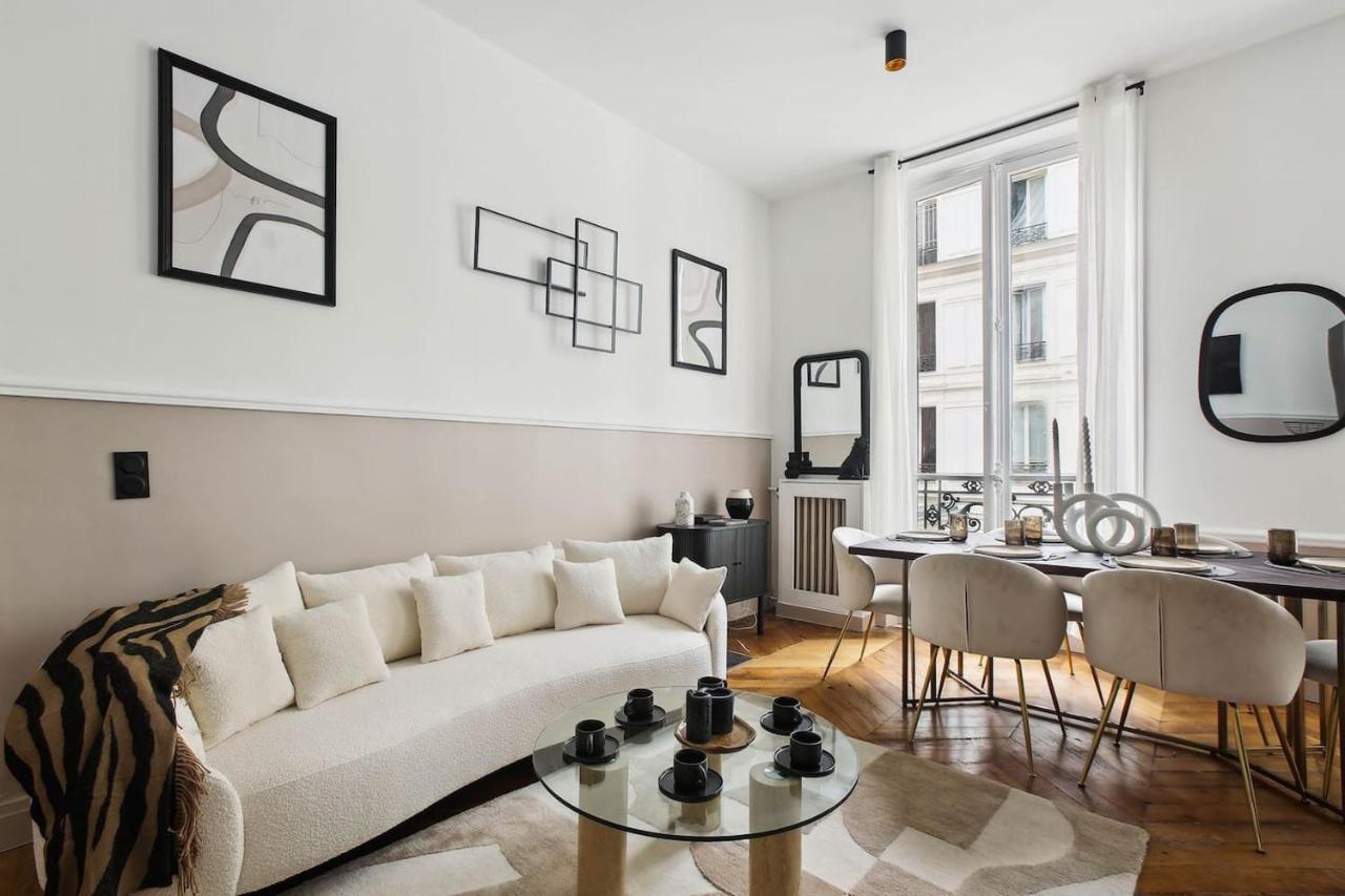 Champs Elysees Luxury 3 Bed * Parigi