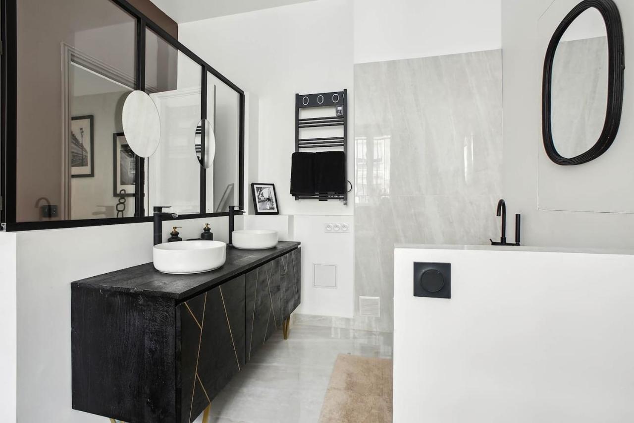 Appartamento Champs Elysees Luxury 3 Bed Parigi